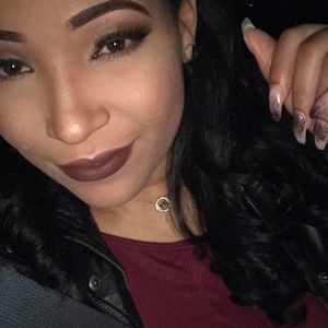 Meet your Posher, Courtney